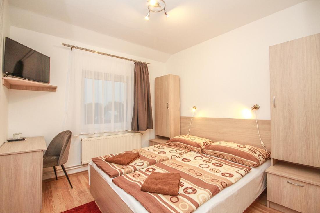 Gerendas Panzio Szombathely Esterno foto