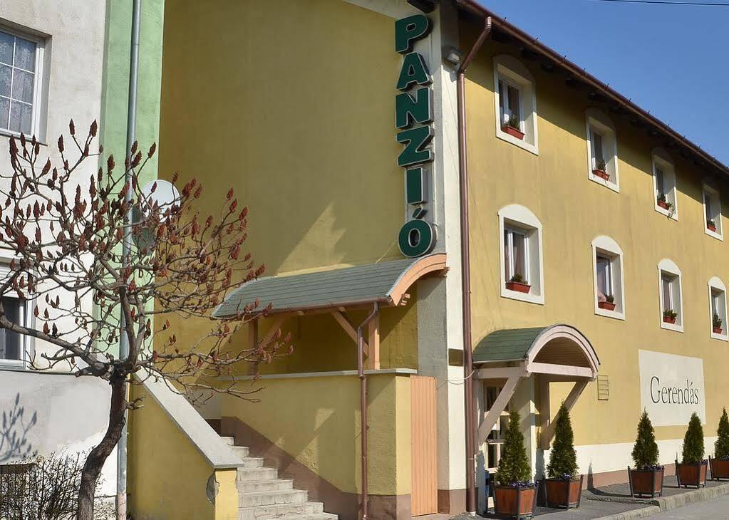 Gerendas Panzio Szombathely Esterno foto